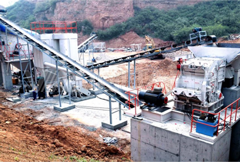 作為軟巖破碎首要考慮設備，使用反擊式破碎機時都需要注意哪些問題？