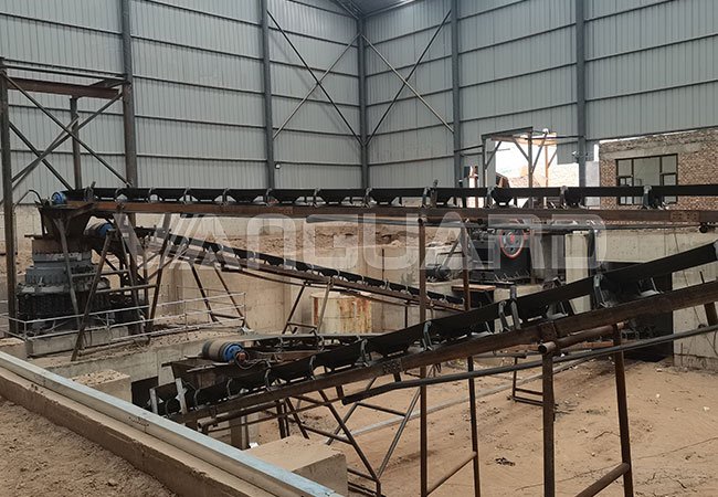 山西時(shí)產(chǎn)100噸鵝卵石破碎生產(chǎn)線